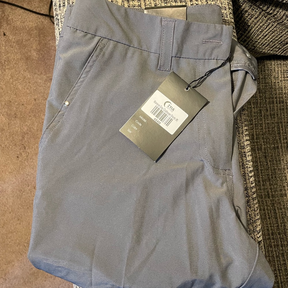 Zyia skirt brand new with tags. Never worn! Size medium.